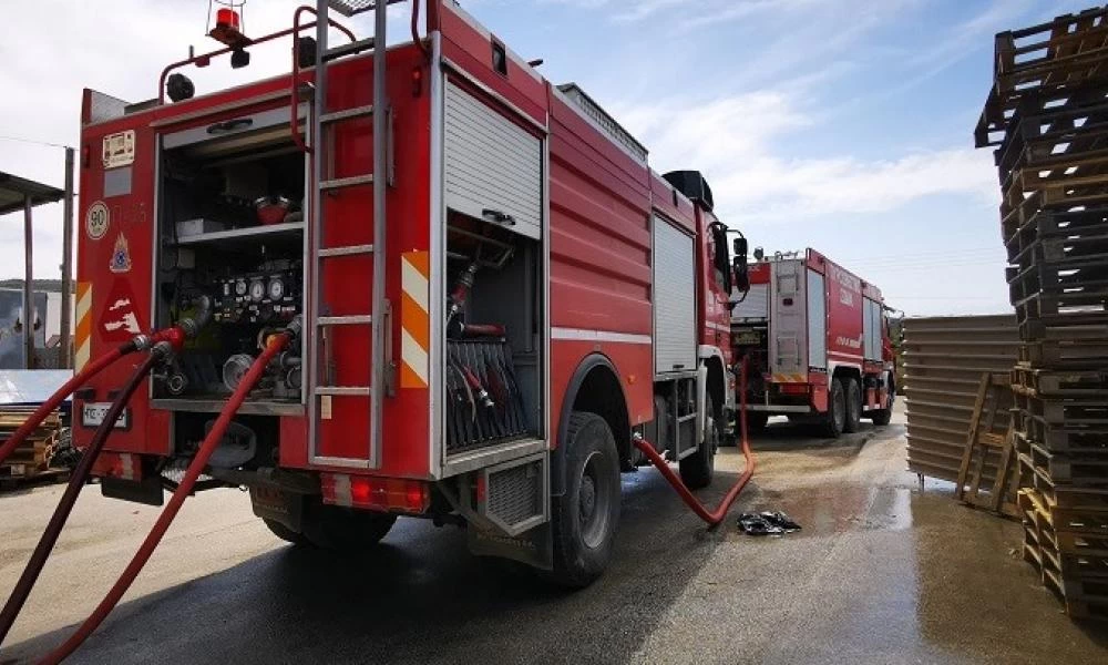 Γκάζι: Φωτιά "ξέσπασε" σε μονοκατοικία-Ηλικιωμένος ανασύρθηκε νεκρός